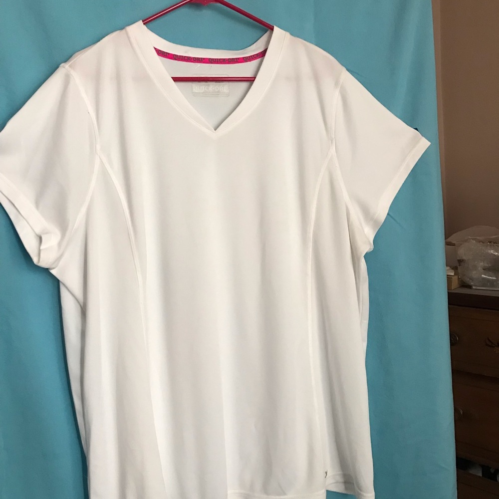 X-ersion Quick-Dri athletic shirt